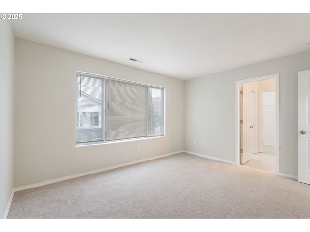 5016 Ne CANDLEWOOD Pl, Hillsboro, OR 97124