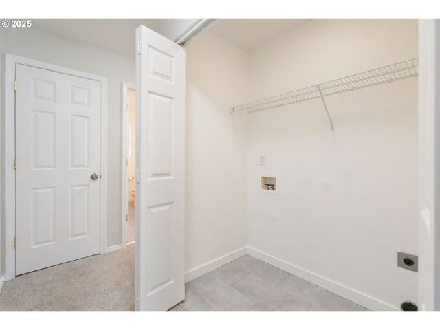 5016 Ne CANDLEWOOD Pl, Hillsboro, OR 97124