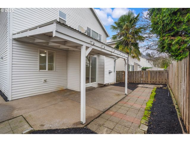 5016 Ne CANDLEWOOD Pl, Hillsboro, OR 97124