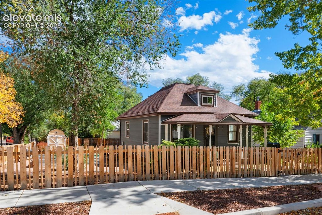 231 N Chestnut Street, Colorado Springs, CO 80905 — photo 2