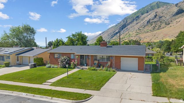 1185 E HILLCREST DR, Springville, UT 84663