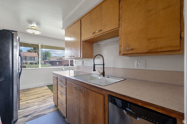 1185 E HILLCREST DR, Springville, UT 84663