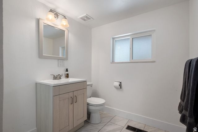 1185 E HILLCREST DR, Springville, UT 84663