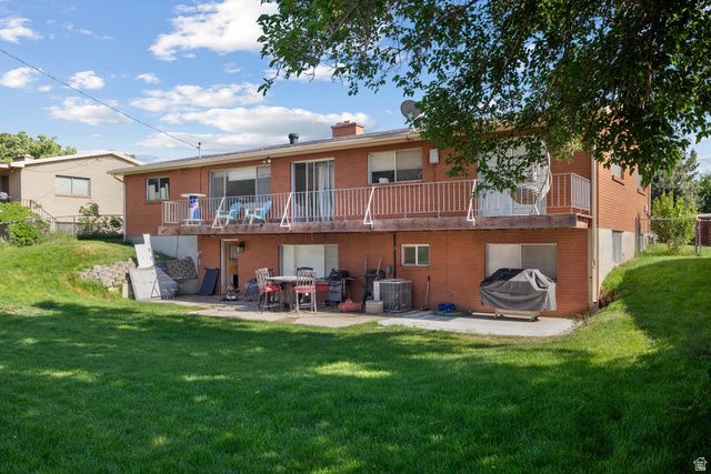 1185 E HILLCREST DR, Springville, UT 84663