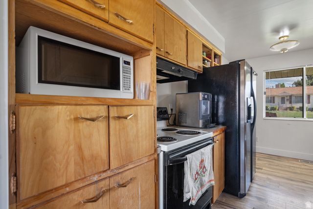 1185 E HILLCREST DR, Springville, UT 84663