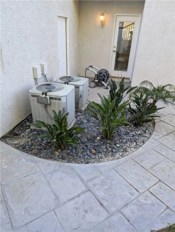 15435 Live Oak Springs Canyon, Canyon Country, CA 91387