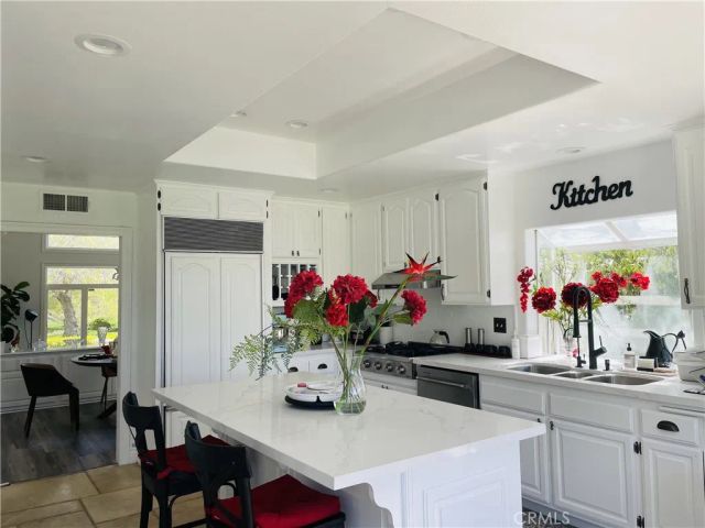 15435 Live Oak Springs Canyon, Canyon Country, CA 91387