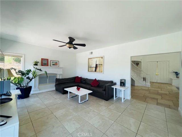 15435 Live Oak Springs Canyon, Canyon Country, CA 91387