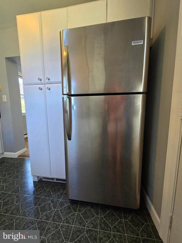 151 RIVIERA DR, Pasadena, MD 21122