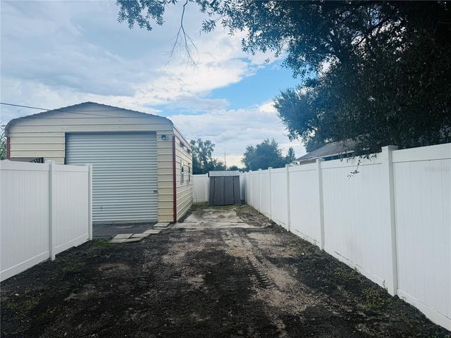 4115 W COMANCHE AVENUE, Tampa, FL 33614