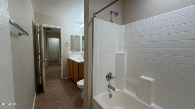 3905 E CLOUDBURST Drive, Gilbert, AZ 85297