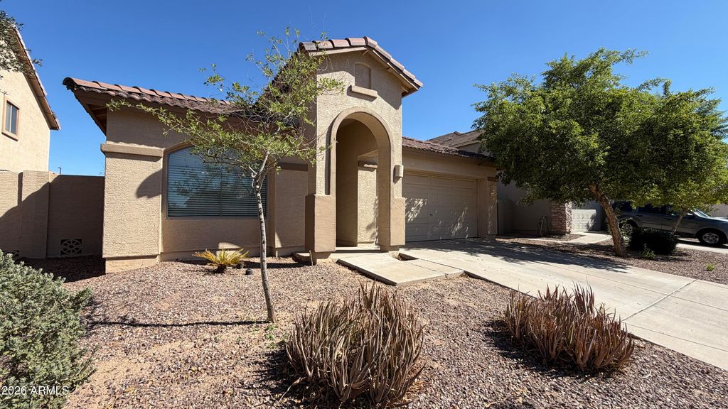 3905 E CLOUDBURST Drive, Gilbert, AZ 85297