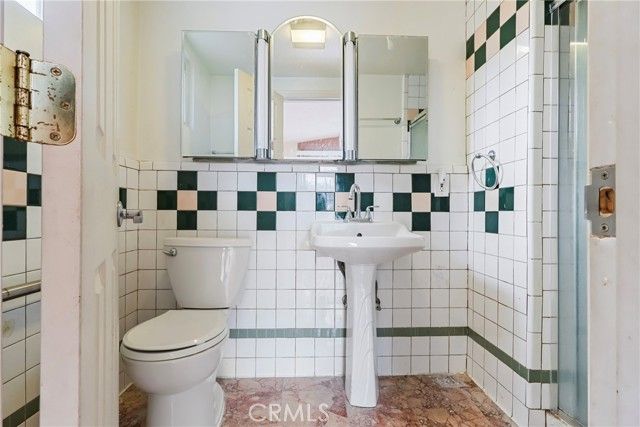 22719 Gulf Avenue, Carson, CA 90745