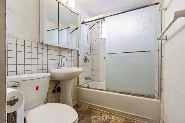 22719 Gulf Avenue, Carson, CA 90745