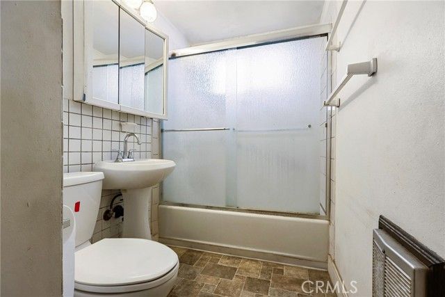 22719 Gulf Avenue, Carson, CA 90745