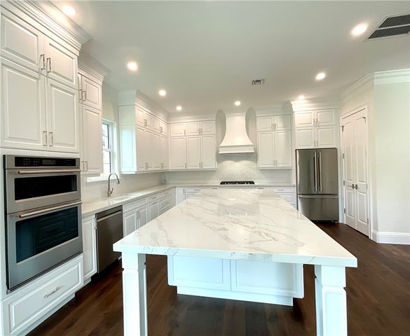 4605 Saint James Avenue, Vero Beach, FL 32967