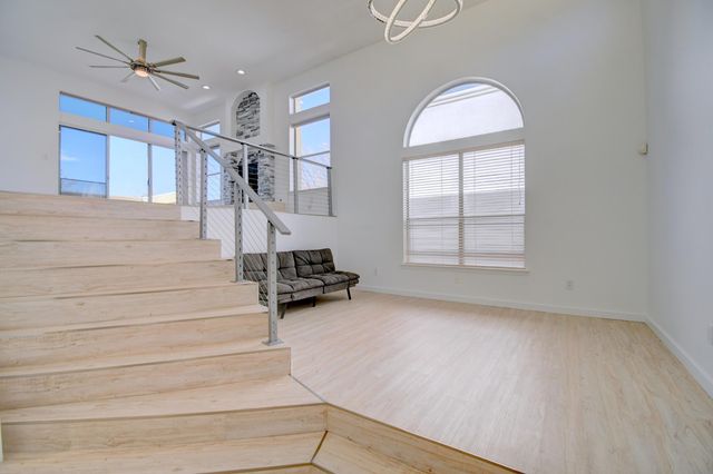 1247 Monte Verde Drive NE, Albuquerque, NM 87112