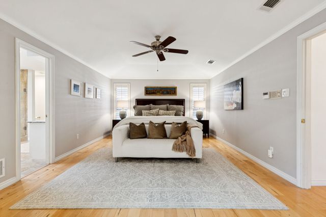 5723 Twin Brooks Drive, Dallas, TX 75252