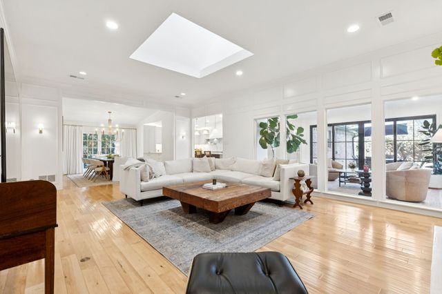 5723 Twin Brooks Drive, Dallas, TX 75252