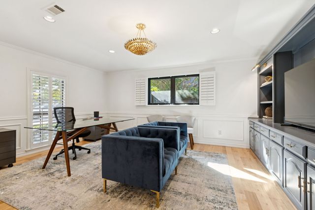 5723 Twin Brooks Drive, Dallas, TX 75252