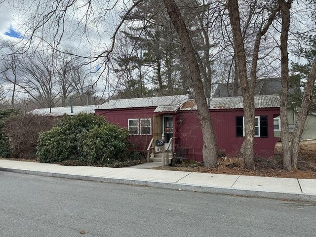150 Beach Rd, Salisbury, MA 01952