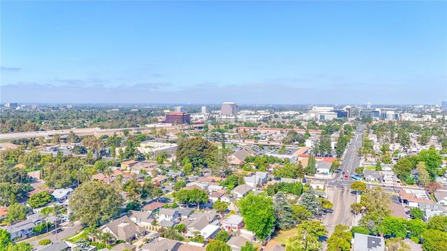 333 335,337 E La Veta, Orange, CA 92866