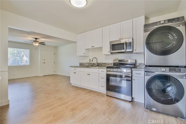 333 335,337 E La Veta, Orange, CA 92866