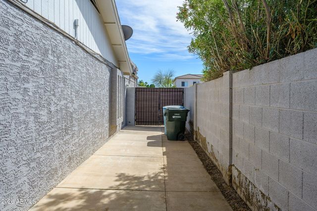 6608 E BEVERLY Lane, Scottsdale, AZ 85254