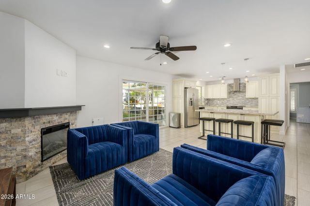 6608 E BEVERLY Lane, Scottsdale, AZ 85254