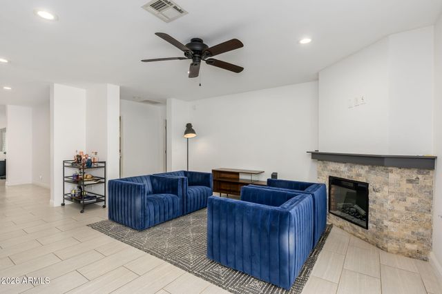 6608 E BEVERLY Lane, Scottsdale, AZ 85254