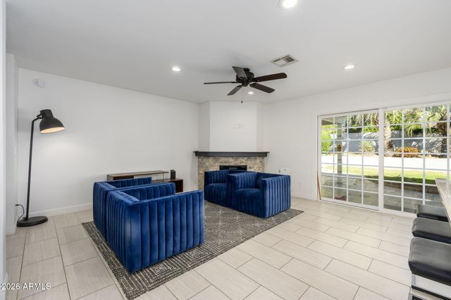 6608 E BEVERLY Lane, Scottsdale, AZ 85254