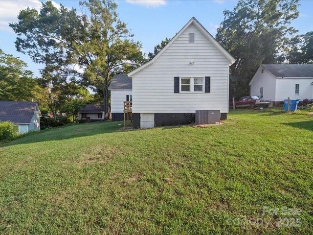 613 Watts Street, Albemarle, NC 28001