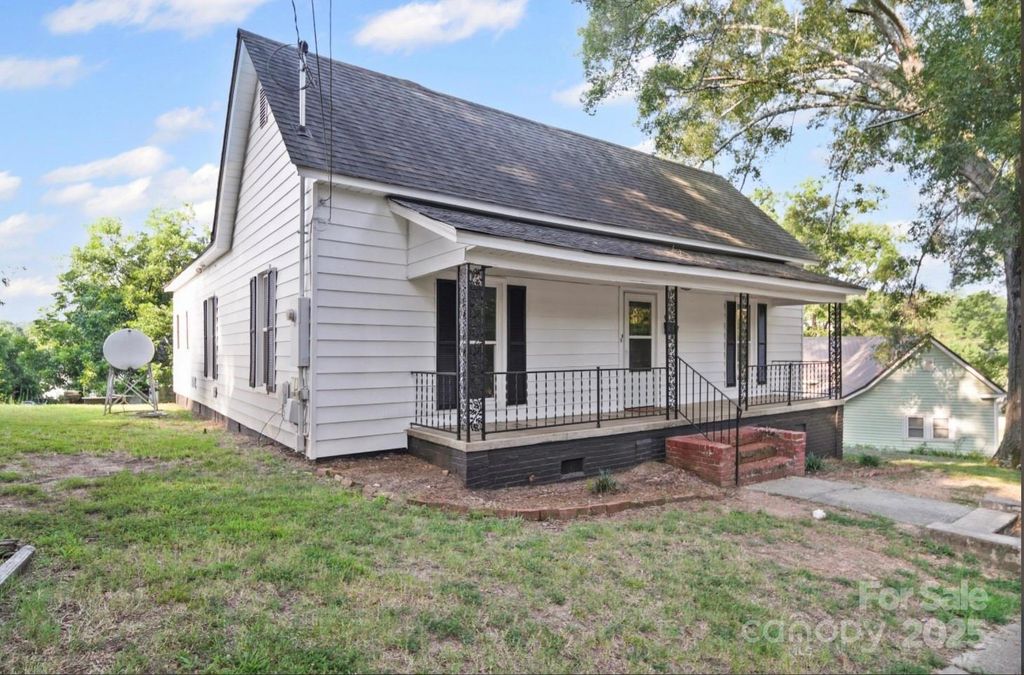 613 Watts Street, Albemarle, NC 28001
