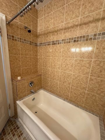 21 Beacon St 4Q, Boston, MA 02108