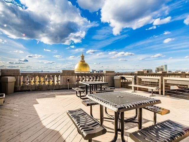 21 Beacon St 4Q, Boston, MA 02108