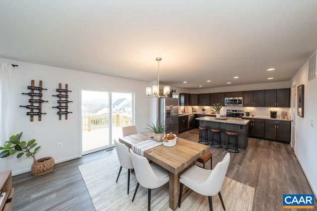 86 LOOKOVER TER, Stuarts Draft, VA 24477