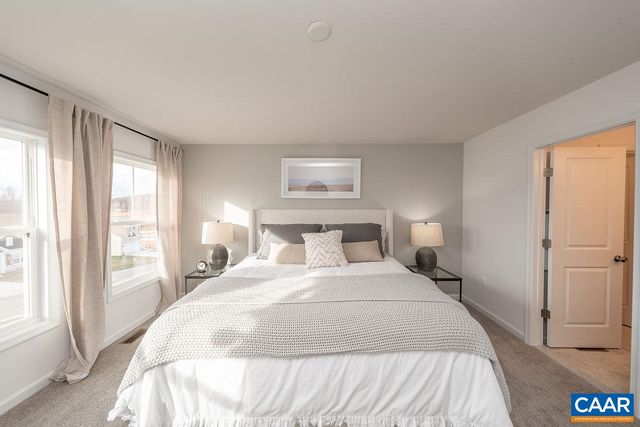 86 LOOKOVER TER, Stuarts Draft, VA 24477