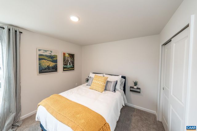 86 LOOKOVER TER, Stuarts Draft, VA 24477