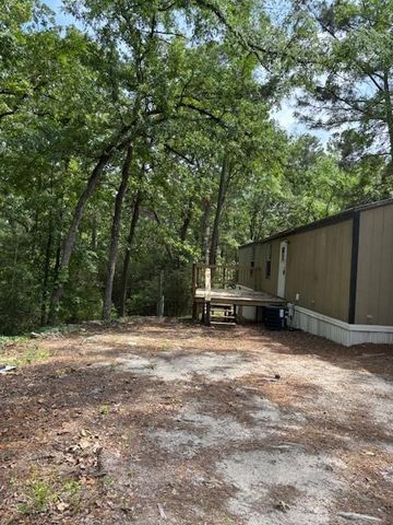 190 Michaels Lane, Huntsville, TX 77320