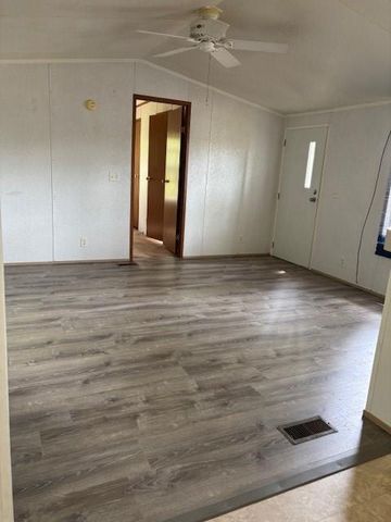 190 Michaels Lane, Huntsville, TX 77320