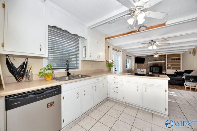 2101 Manassas Drive SW, Huntsville, AL 35803