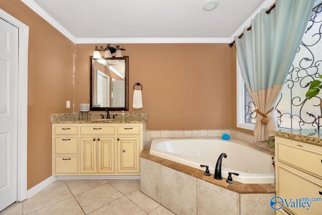 2101 Manassas Drive SW, Huntsville, AL 35803