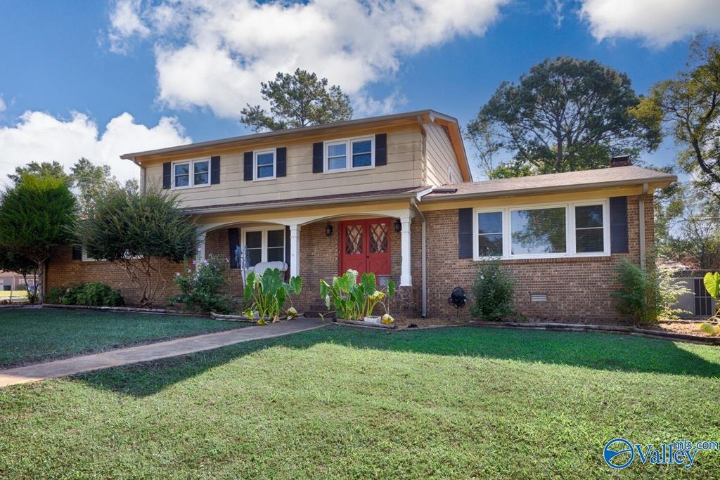 2101 Manassas Drive SW, Huntsville, AL 35803