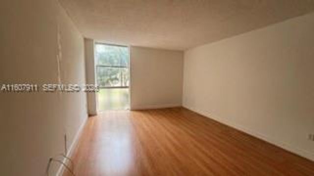 2350 NE 135th Street 212, North Miami, FL 33181
