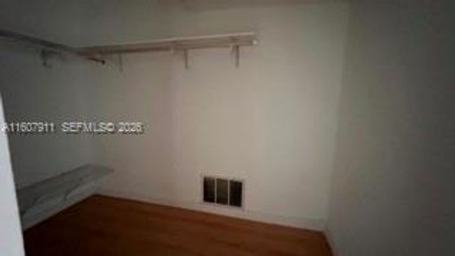 2350 NE 135th Street 212, North Miami, FL 33181
