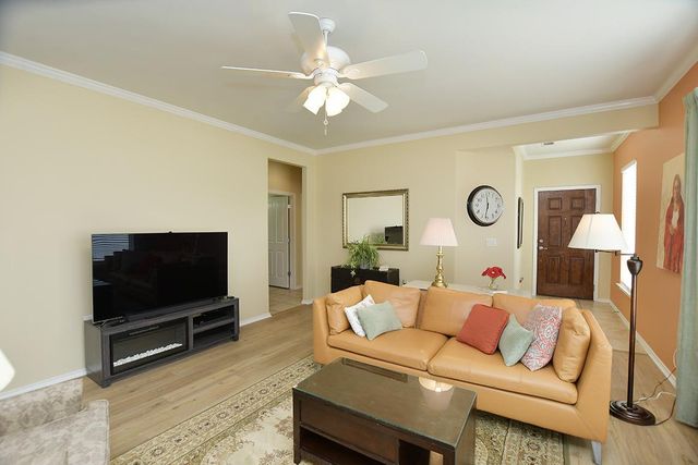 256 Monument Hill TRL, Georgetown, TX 78633