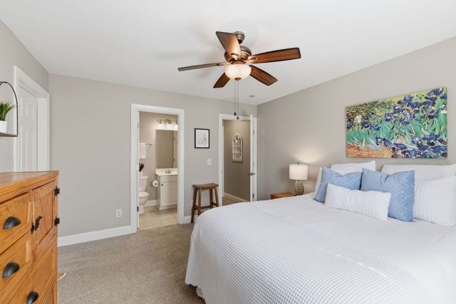 2017 Callaway Park Pl, Thompsons Station, TN 37179