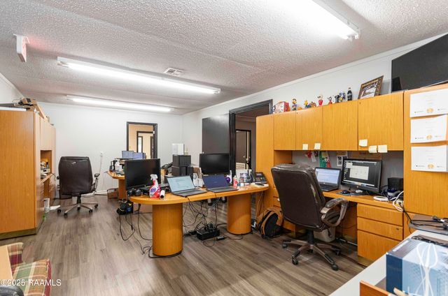 122 Row 3, Lafayette, LA 70508