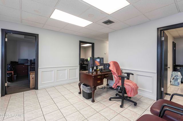 122 Row 3, Lafayette, LA 70508