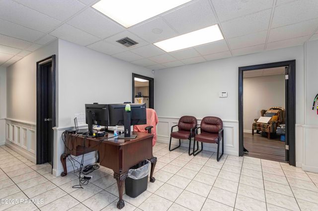 122 Row 3, Lafayette, LA 70508